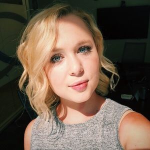 Meet your Posher, Brianna